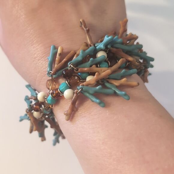 678 Blue and Brown "Branches" Cream Beaded Cha‎ Cha Bracelet - Picture 1 of 4